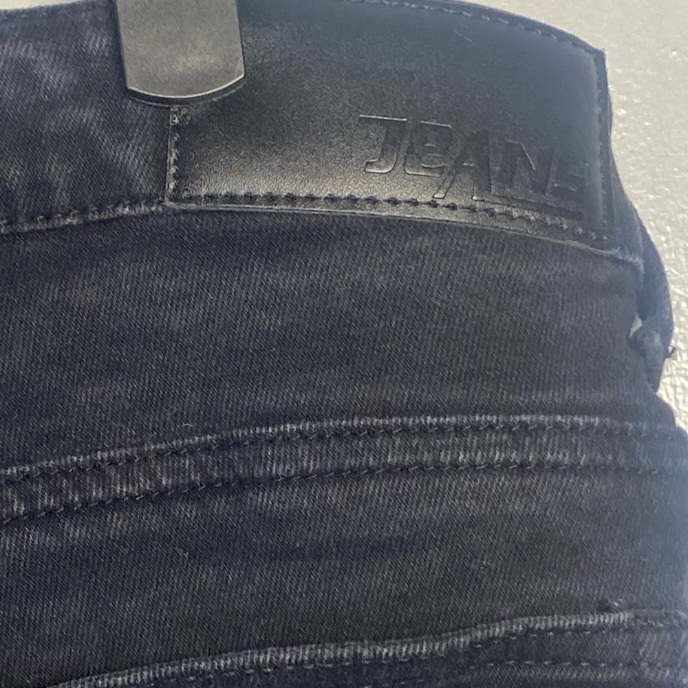 Stylish Repaired Paint Black and Blue Distressed Skinny Jeans - Picture 9 of 9